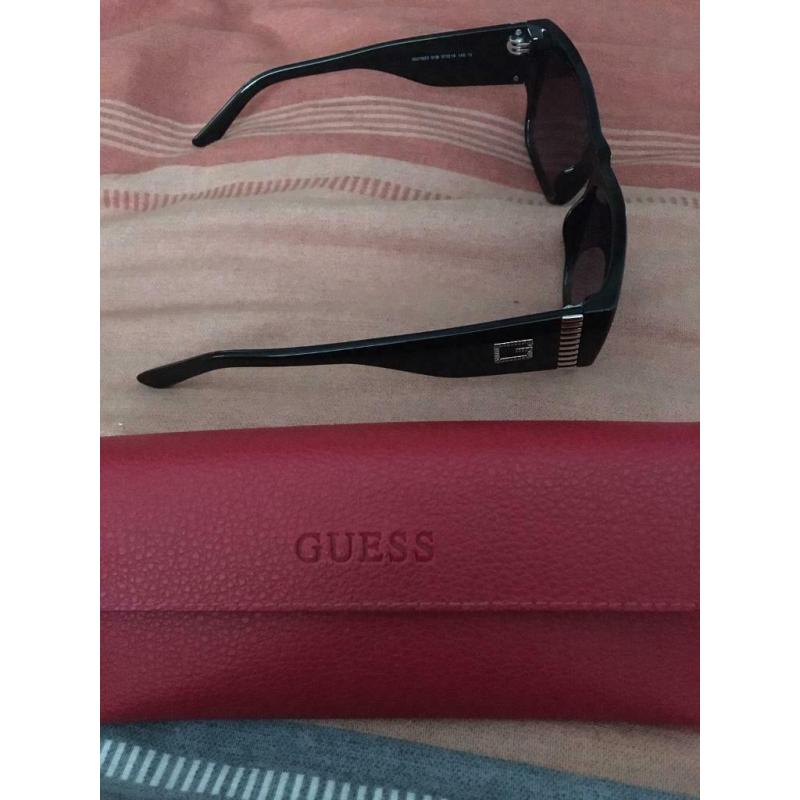 Guess ladies sunglasses