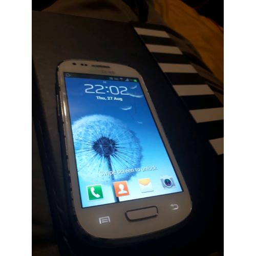 Samsung Galaxy s3 mini on EE NETWORK white 8GB