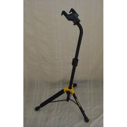 Hercules upright GS414B Stand Auto-Grip System
