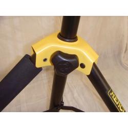 Hercules upright GS414B Stand Auto-Grip System