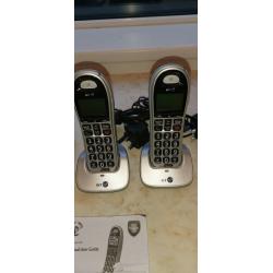 BT4500 Big Button Cordless phone w/ answer machine + 2 handsets and bases - good working condition