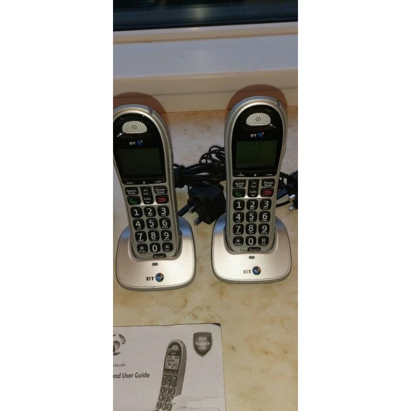 BT4500 Big Button Cordless phone w/ answer machine + 2 handsets and bases - good working condition