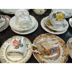 Large collection vintage china tableware to be sold as job lot ? see ALL photos