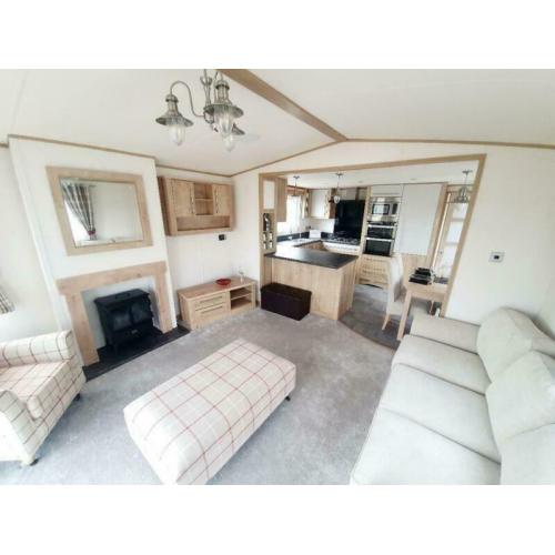 LUXUR SITED STATIC CARAVAN ON THE NORFOLK COAST