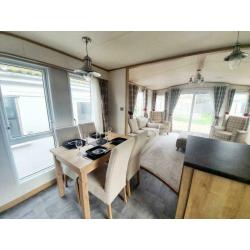 LUXUR SITED STATIC CARAVAN ON THE NORFOLK COAST