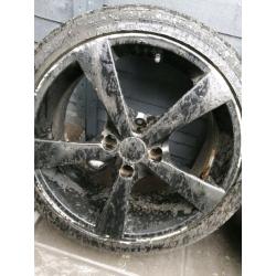 3 low profile tyres 205/40 17R like new