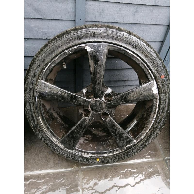 3 low profile tyres 205/40 17R like new