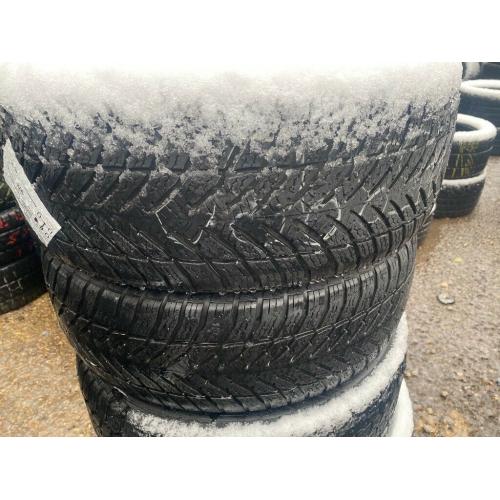 235 40 19 Pirelli Winter Tyres, Quality Part Worn Good Condition 245/225,255/35/45/55/50/60/17/18,20