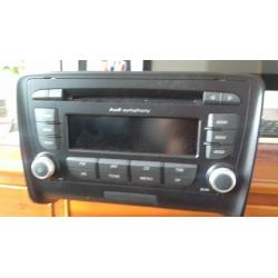 Audi radio