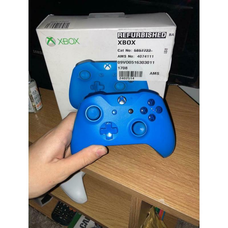 Blue Xbox one s controller