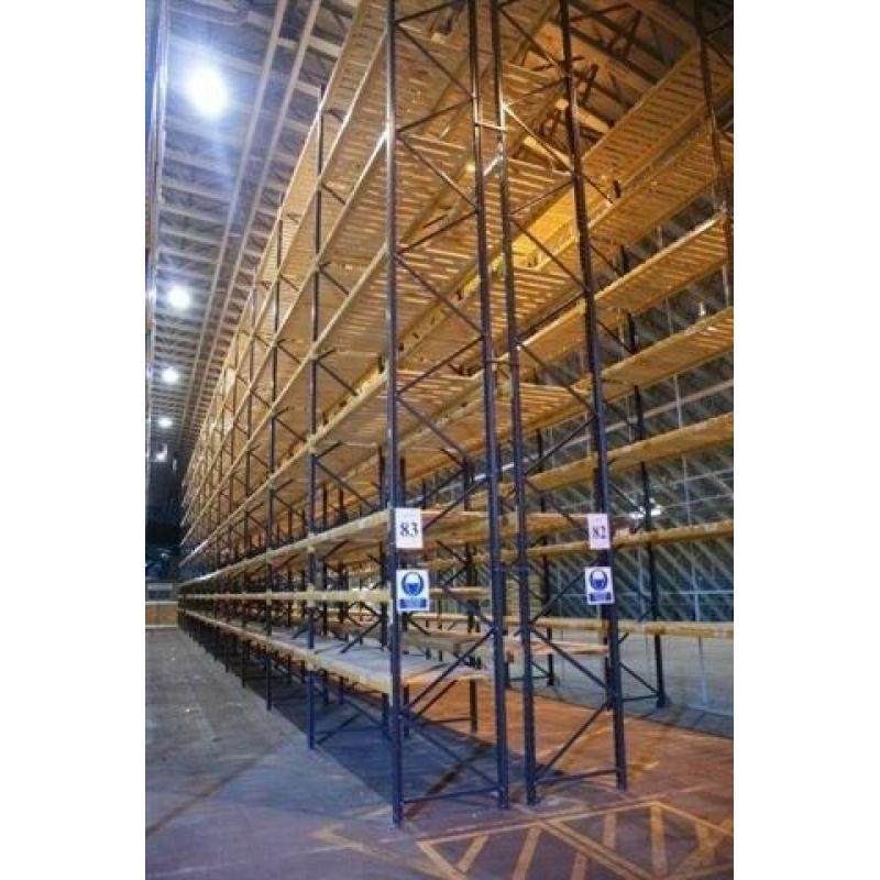 ALL PALLET RACKING WANTED!! CASH PAID! (PALLET RACKING , STORAGE )