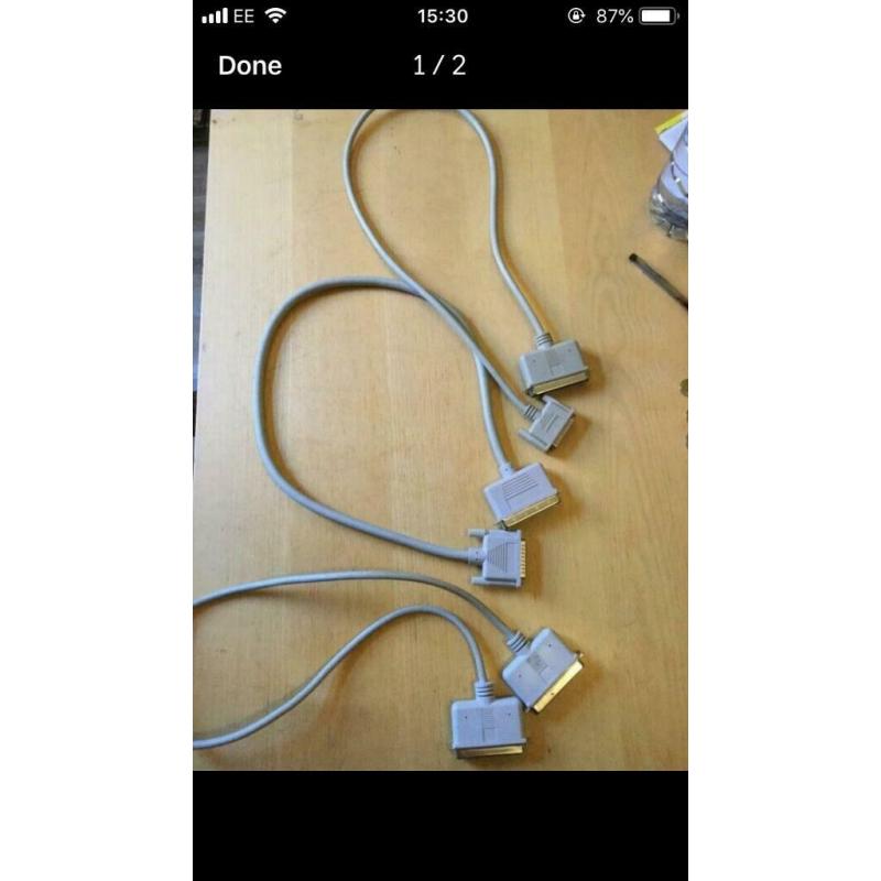 3 SCSI cables