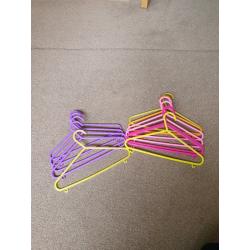 Lots Kids Hangers
