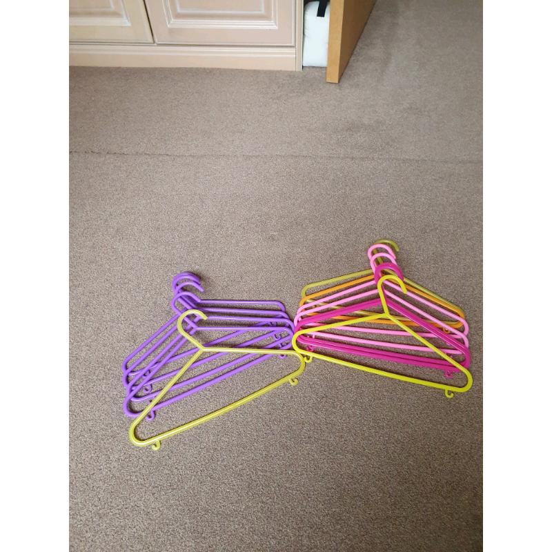 Lots Kids Hangers