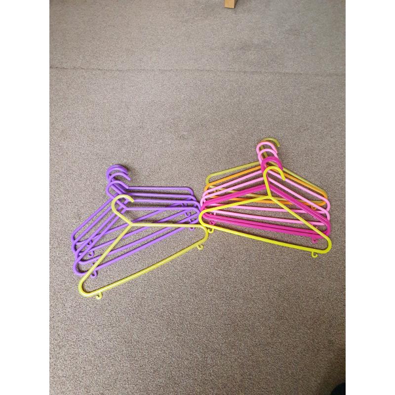 Lots Kids Hangers