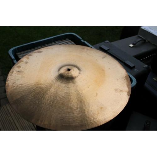 Paiste 2002 20 inch Ride cymbal - '77 - Vintage - Classic Ride cymbal