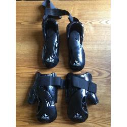 Kid's Taekwondo Sparring gloves and shoes with free suit.