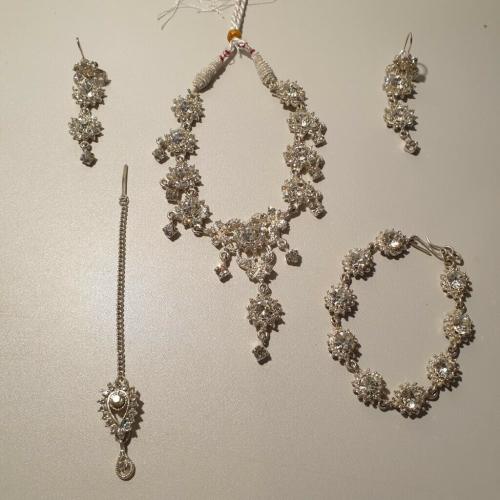Silver Artificial Necklace With Earrings, Bracelet And Head Piece Kids Jewellery Set