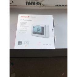 Honeywell T4 ProgrammableThermostat