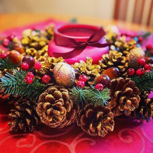Christmas candle centerpiece