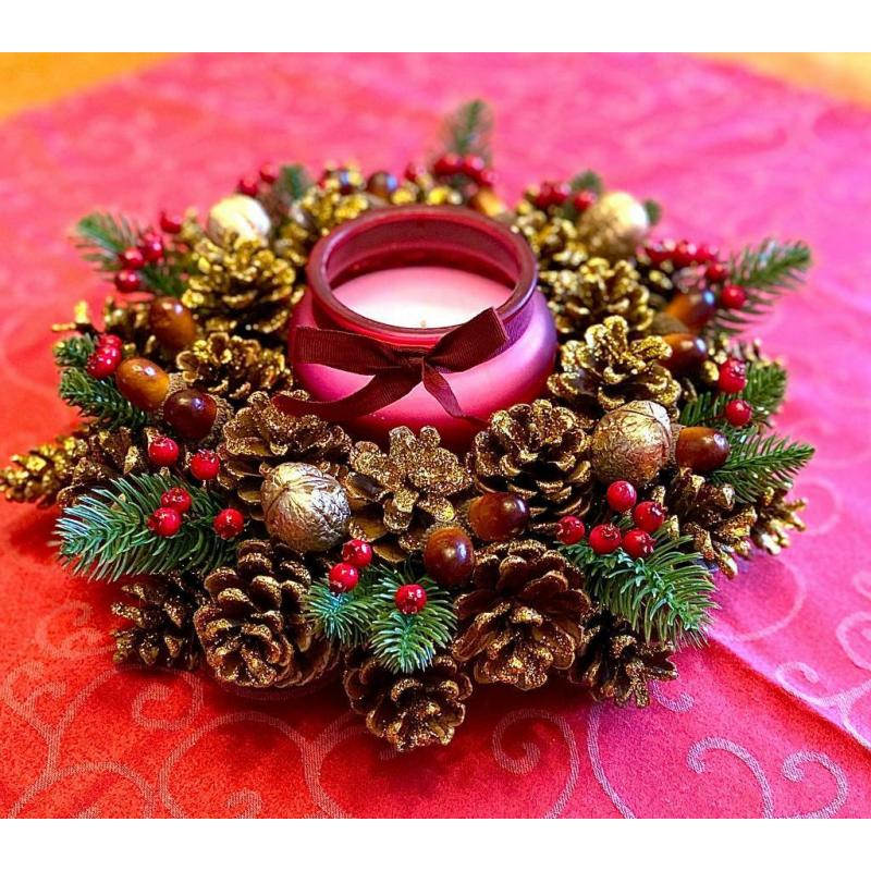 Christmas candle centerpiece