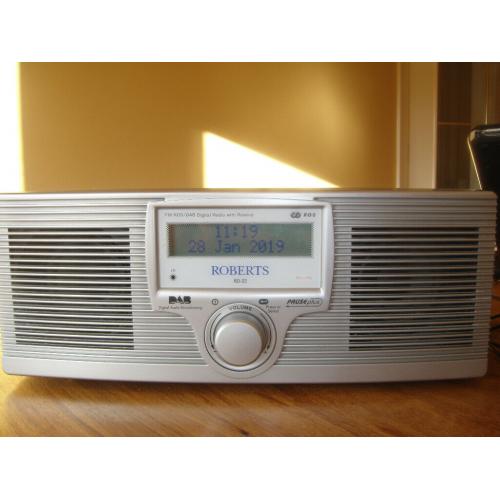 ROBERTS RD-22 FM RDS/DAB digital radio