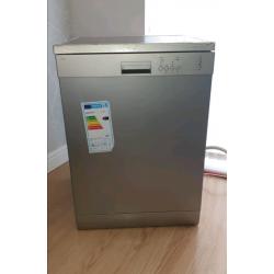 Currys Essential Dishwasher