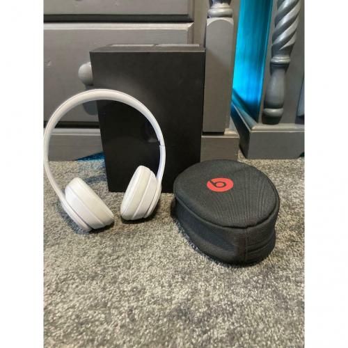Beats solo 3 wireless