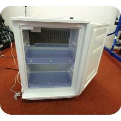COUNTER TOP MEDICAL, DRUGS VACCINE PHARMACY LOCKABLE FRIDGE. HOSPITAL. CARE HOME DOCTOR