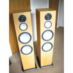 Monitor Audio Silver 10 loudspeakers in Natural Oak - immaculate!