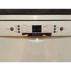 Bosch Dishwasher used and in excellent condition
