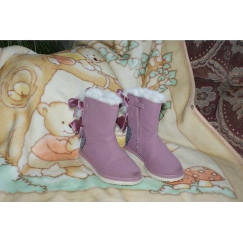 Girls Boots size 30 (UK 12)