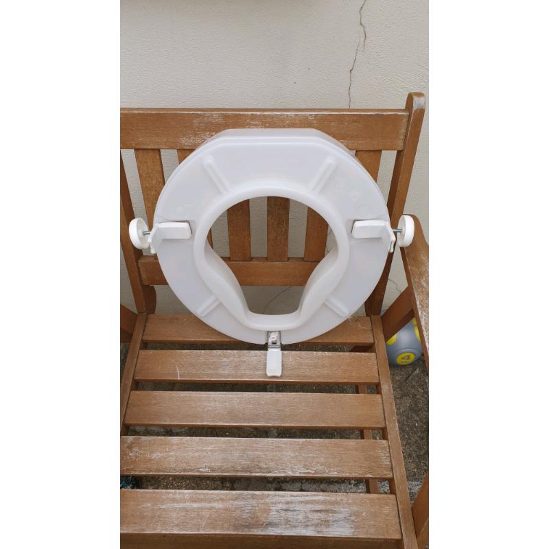 Ashby Medically raised Toilet seat booster