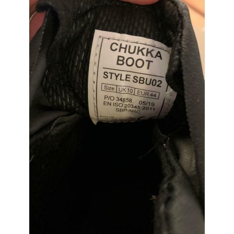 Steel toe capped chukka safety boot - size 10 (U.K.)