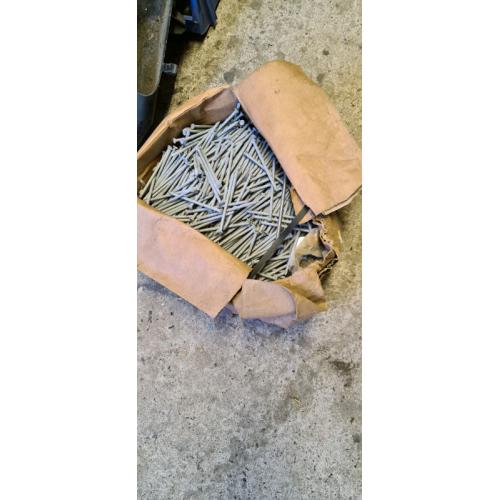 Galv nails 25kg