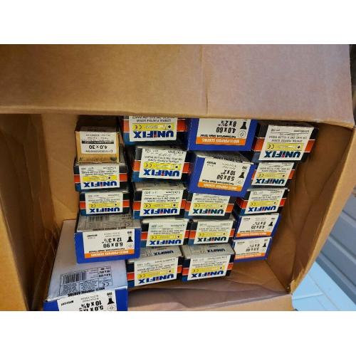 Massive wood screw job lot offer mixed sizes. 3200 screws.PLUS 400 free.
