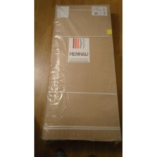 NEW HENRAD VERONA PLANE DOUBLE WHITE RADIATOR