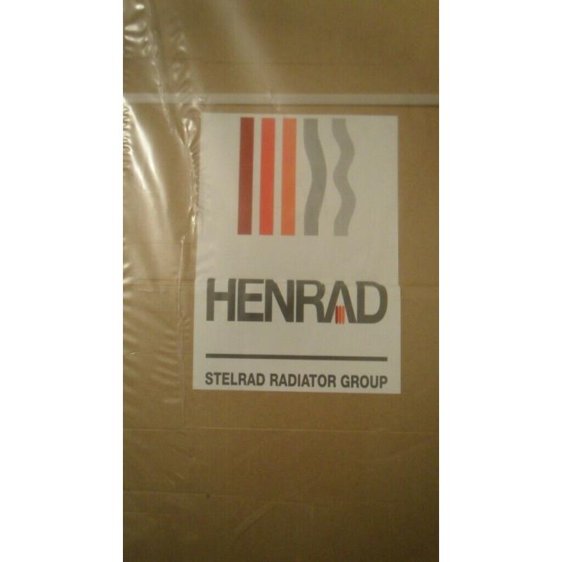 NEW HENRAD VERONA PLANE DOUBLE WHITE RADIATOR