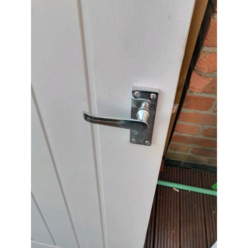 2x interior doors for sale all different sizes comes with handles