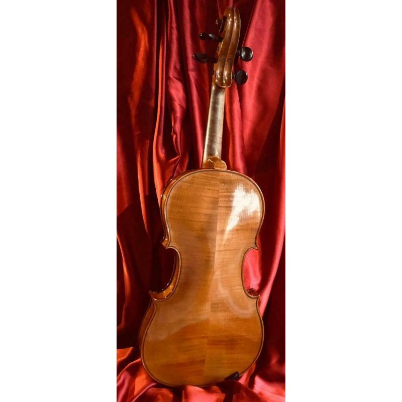 Violin Full Size Antique/Vintage Quality Instrument. All ready to play