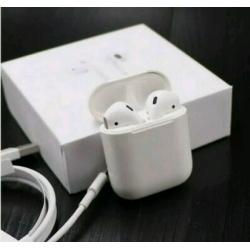 White Wireless - InEar headphones with USB Ca