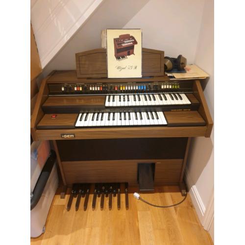 Organ - Gem Wizard 321B - FREE