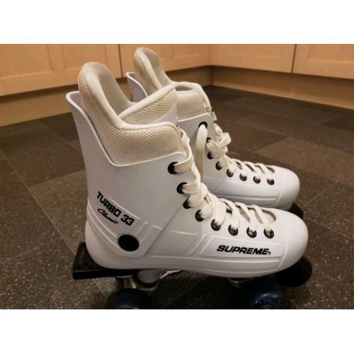 Supreme turbo 33 Rollerskates