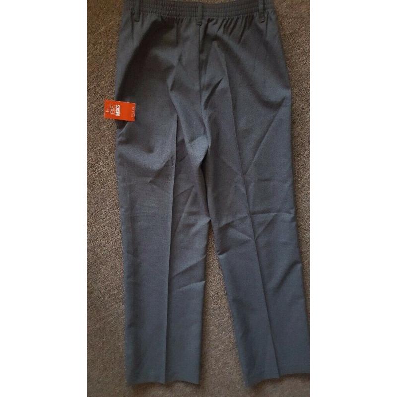 F&F School boys trousers (grey) 12-13 y/o (brand new with label), ?4
