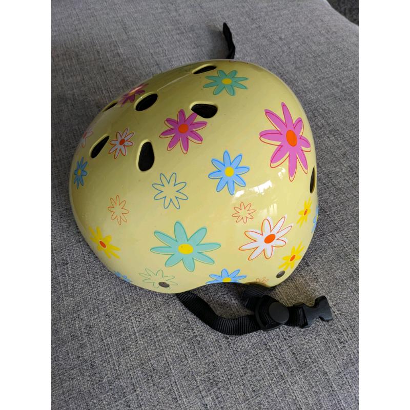 Kiddimoto bike helmet