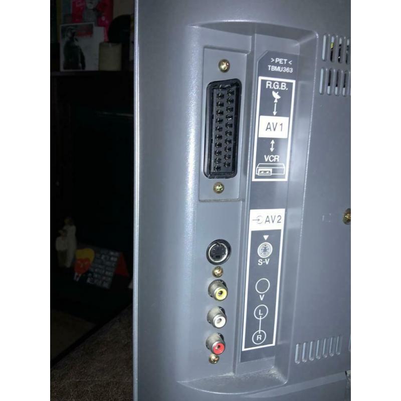 Small 14 inch tv