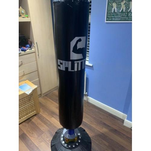 Freestanding Splitter heavy bag punch bag