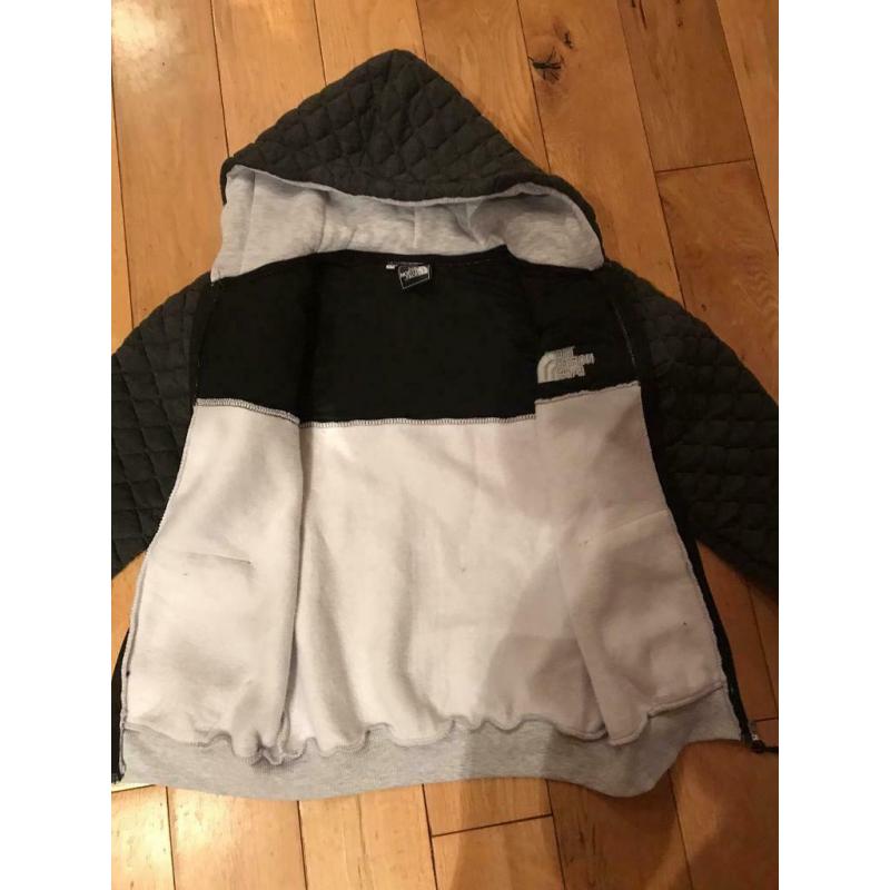 Bnwt boys north face tracksuit size 176 12/13