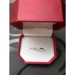 Platinum diamond engagement ring