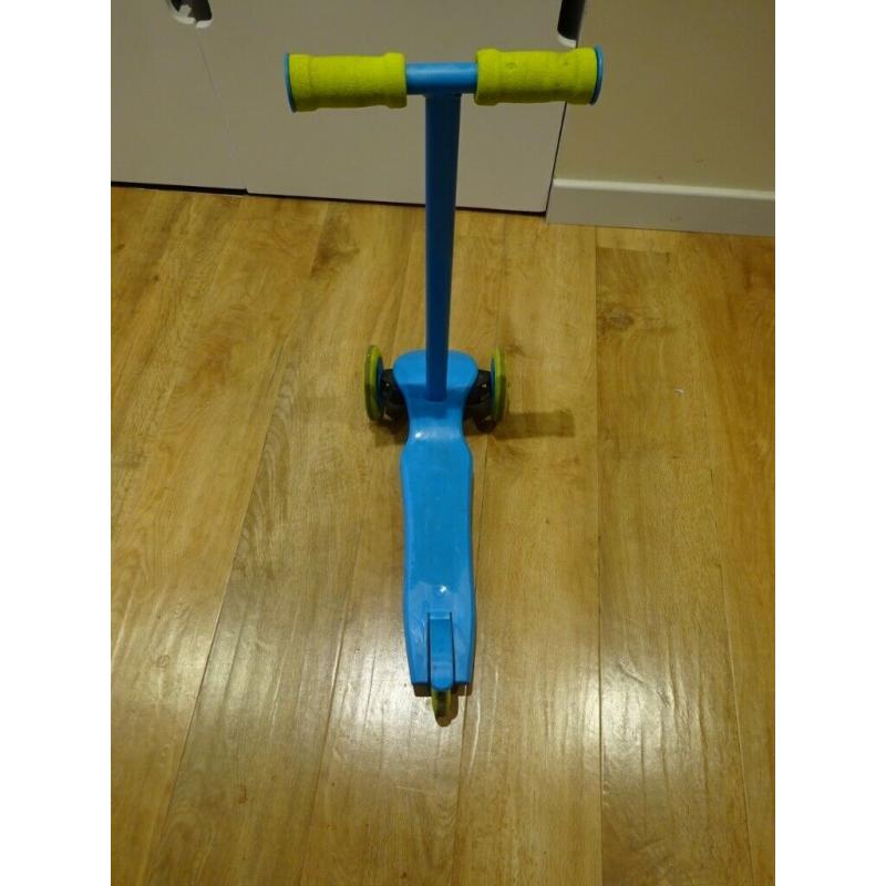Child's scooter (kid's scooter)